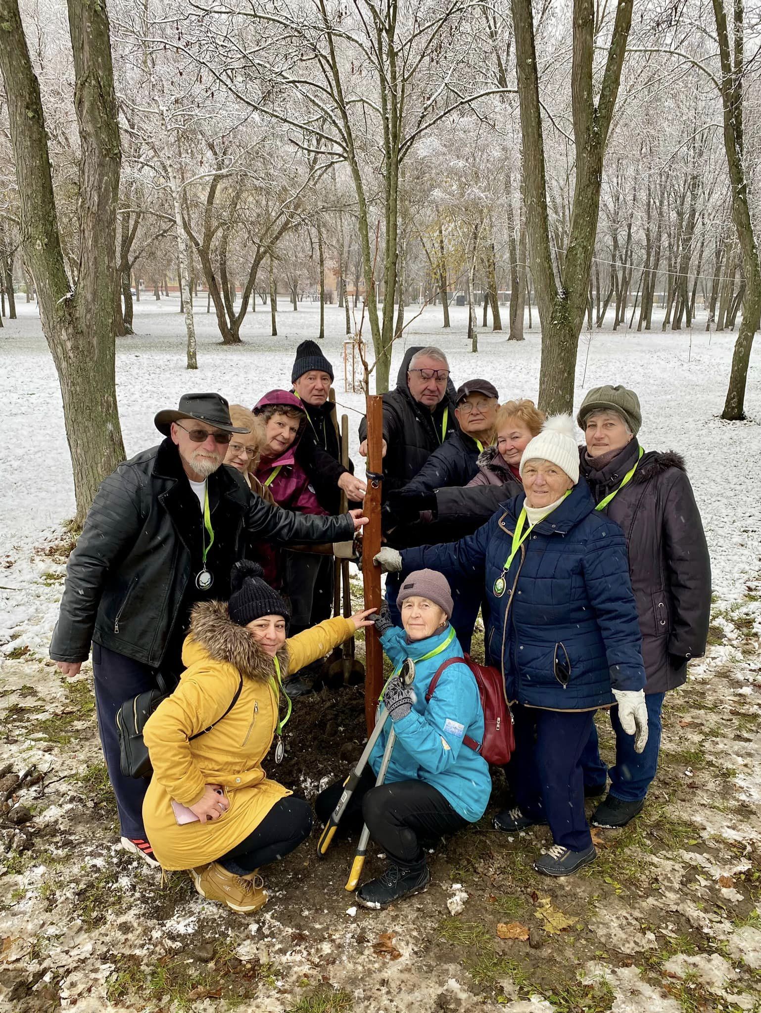 467734376 571143775504097 341962966472763068 N