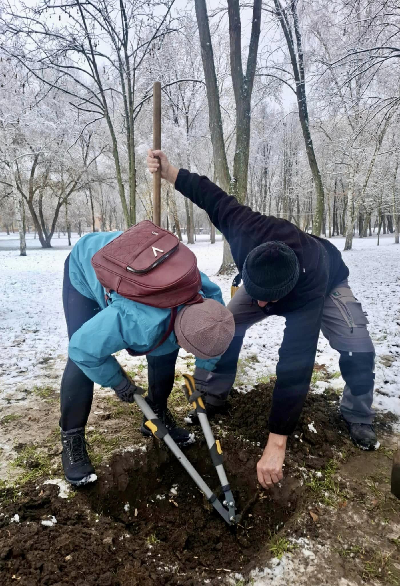 467934596 571143782170763 4258351786171874623 N 1